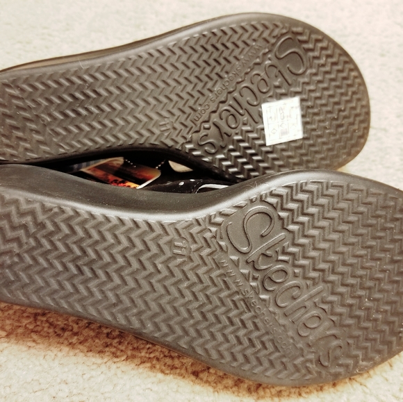 Skechers sz 11 memory foam arch support - Picture 3 of 5